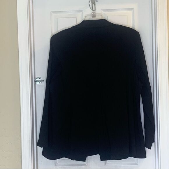 Lane Bryant The Bryant Blazer Black with Gold Buttons Size 26 - Picture 9 of 9